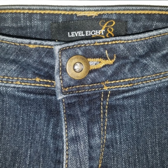 LEVEL EIGHT STRETCH DENIM SKINNY JEANS - Picture 4 of 8